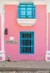 Una Ventana y un balcon Una Ventana y un balcon