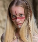 Una splendida ragazza si era vestita da indiana, io ne ho approfittato per chiederle qualche scatto.
Luce naturale + vecchissimo obiettivo 70-210 canon