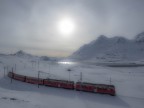 il trenino rosso (Bernina pass) il trenino rosso (Bernina pass)