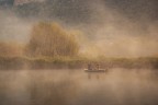 pescatori nella nebbia