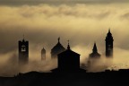 Il risveglio di Bergamo Alta -colore- Il risveglio di Bergamo Alta -colore-