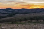 Al sorgere del sole..colline toscane Al sorgere del sole..colline toscane