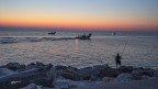 Vongolieri,e pescatore All'alba.. Vongolieri,e pescatore All'alba..