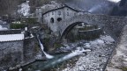 Ponte.. Fabbriche di Vallico Ponte.. Fabbriche di Vallico