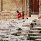 cosa faccio, scendo?