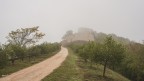 La stradina che conduce al Castello di Naro..