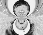 O_O O_O