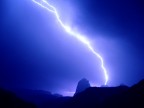 Fulmine sopra il Sassolungo Fulmine sopra il Sassolungo