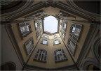st st