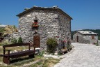 solido come la pietra solido come la pietra