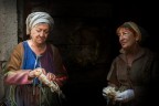 Donne che lavorano la lana Donne che lavorano la lana