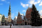 Piazza Del Municipio , con Le case delle Teste Nere e Il duomo di San Peter - Riga Latvia