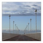 Il Pontile di Marina Di Massa...,dopo la collisione con il  cargo in avaria di due giorni fa, � ormai  solo un ricordo.