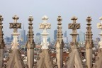 Skyline dal Duomo con guglie Skyline dal Duomo con guglie