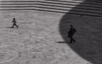 fuga dall'ombra (b/n) fuga dall'ombra (b/n)