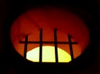 Luna alle sbarre Luna alle sbarre