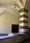 Chiostro Triangolare - Antico pozzo .