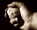 chi è senza peccato chi è senza peccato