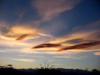 Nuvole o UFO? Nuvole o UFO?