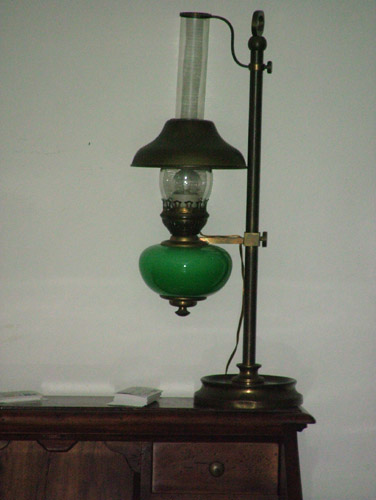 1000 con 1 lamp.jpg