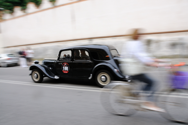 21. Meglio in bici.jpg