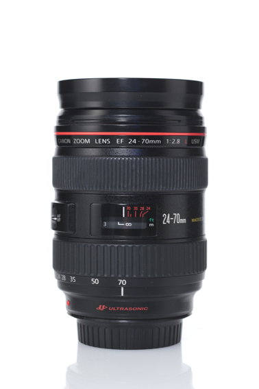 24-70front70bas.jpg