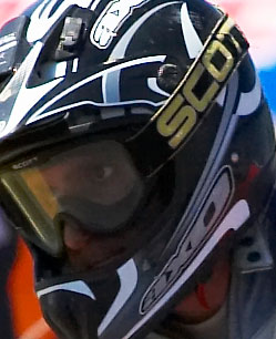 a5eg6463_crop2.jpg
