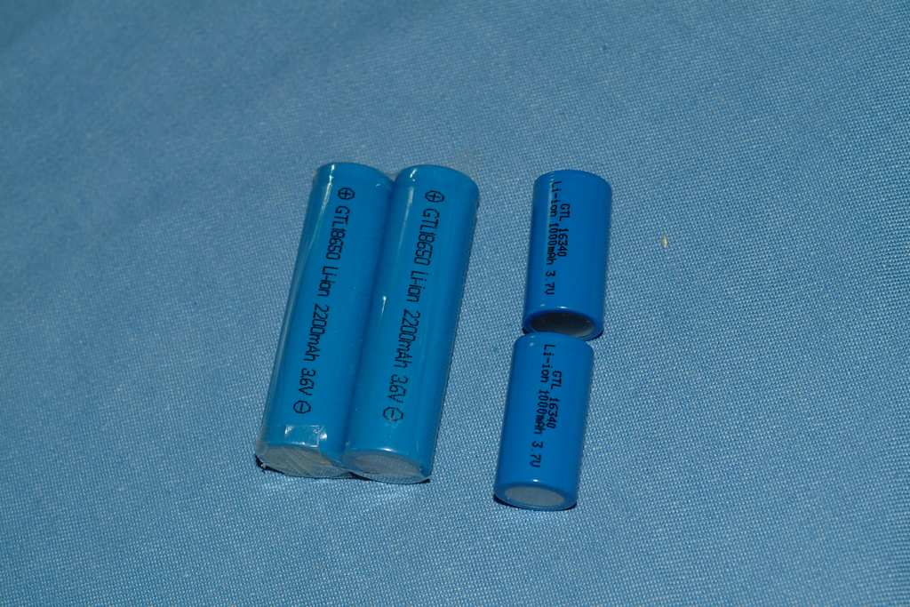Batt-05.JPG