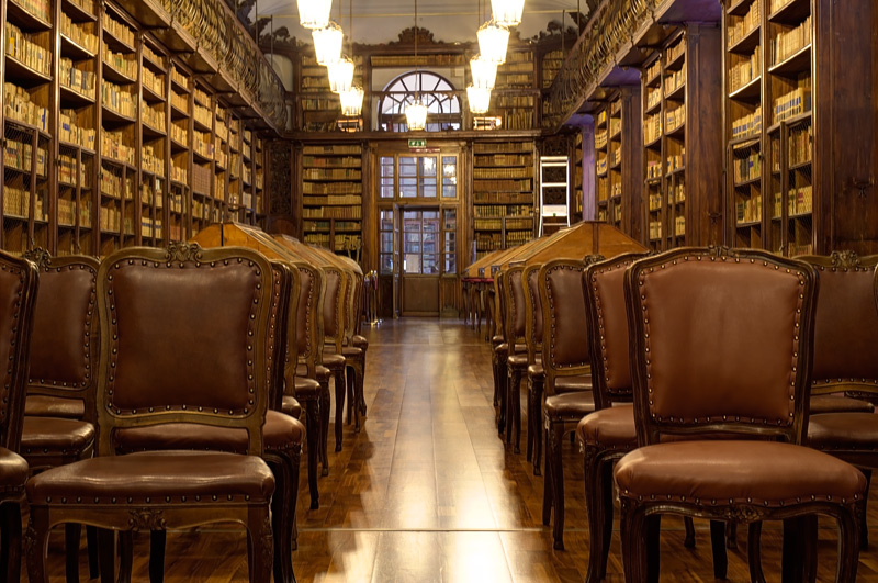 biblio01.jpg