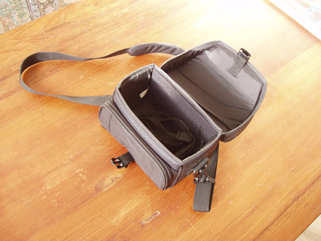 Borsa Canon 02.jpg