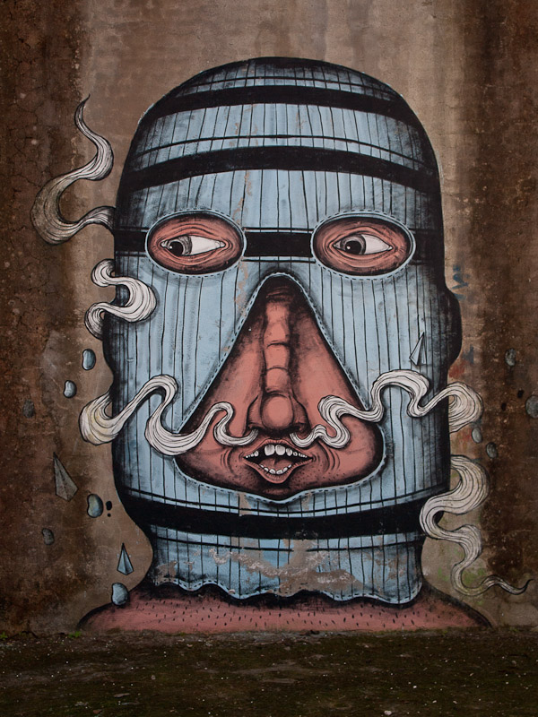 Cairate_graffiti_04_800-200k.jpg