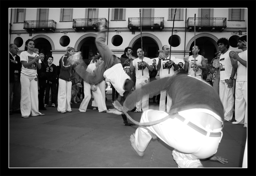 capoeira4.jpg