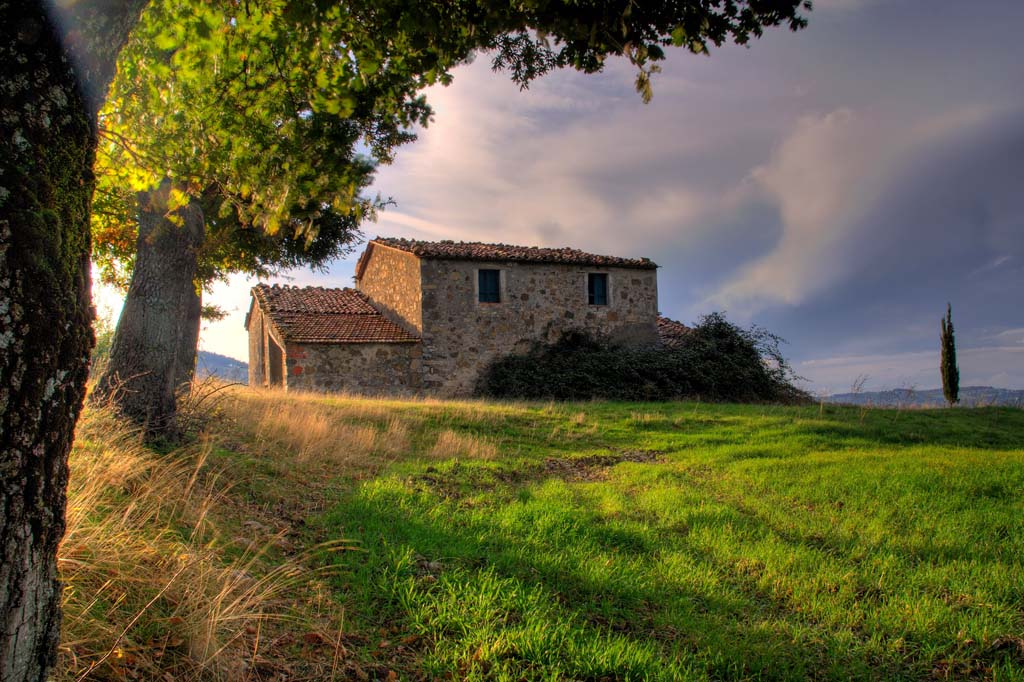 casale x la Val d'orcia.jpg