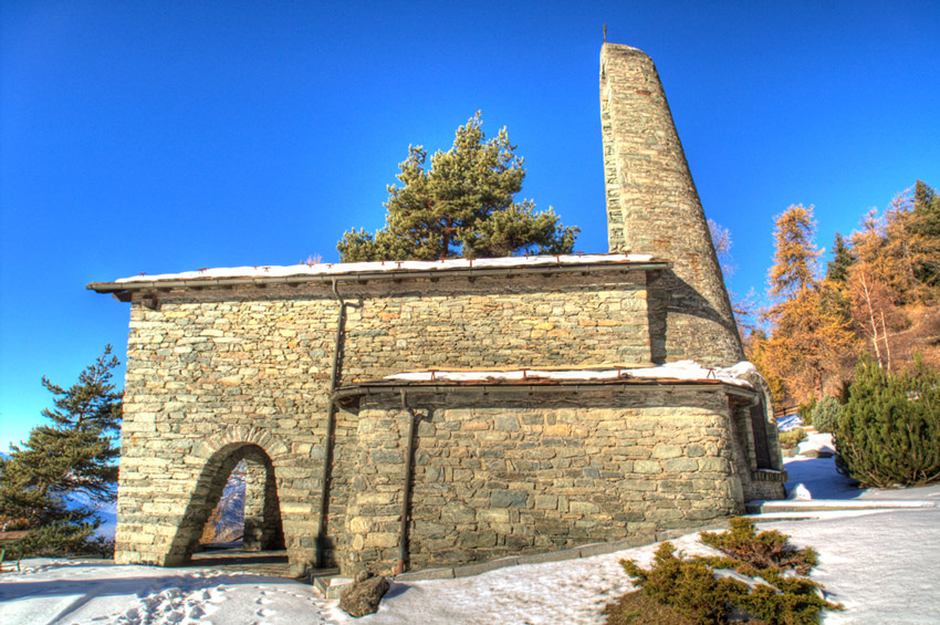 chiesa2.jpg