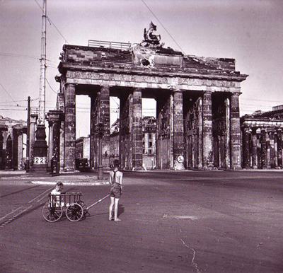 DAVID SEYMOUR 0005 Berlino 1947.JPG
