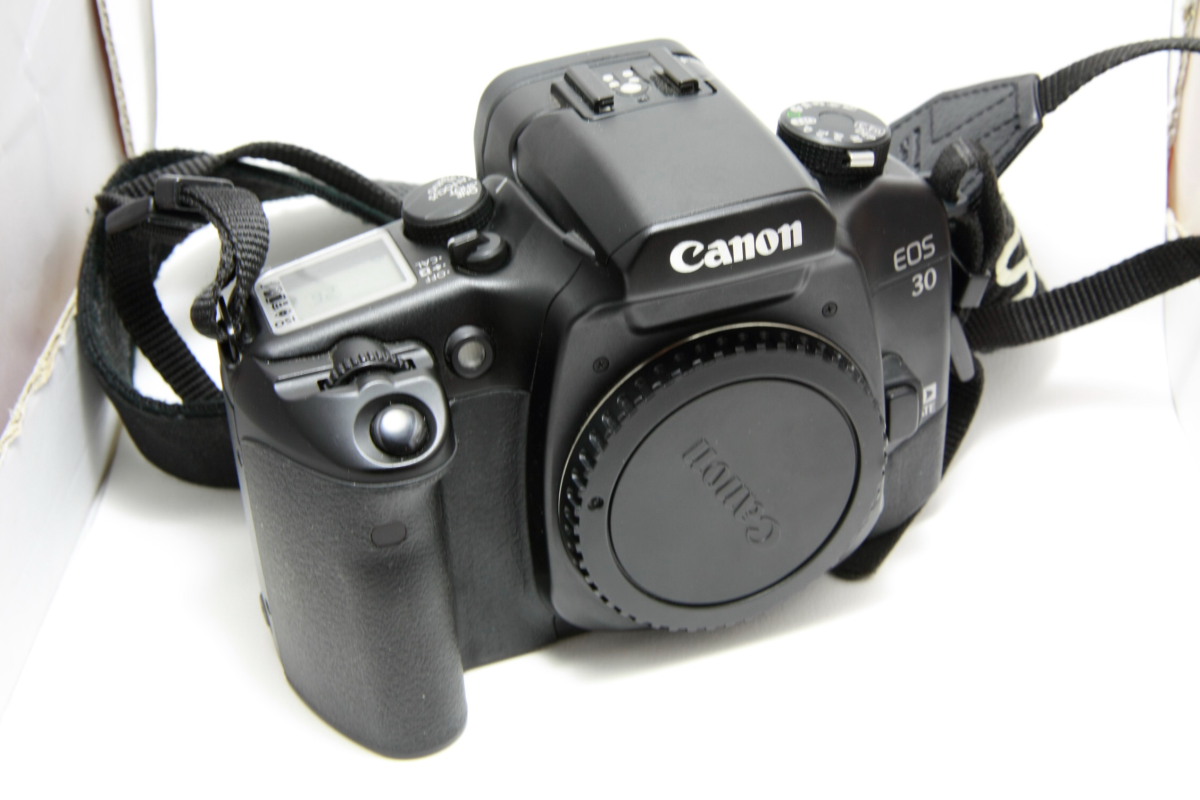 eos 30 date 001forum.JPG