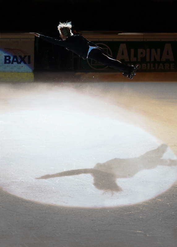 Evgeni superman Plushenko.jpg