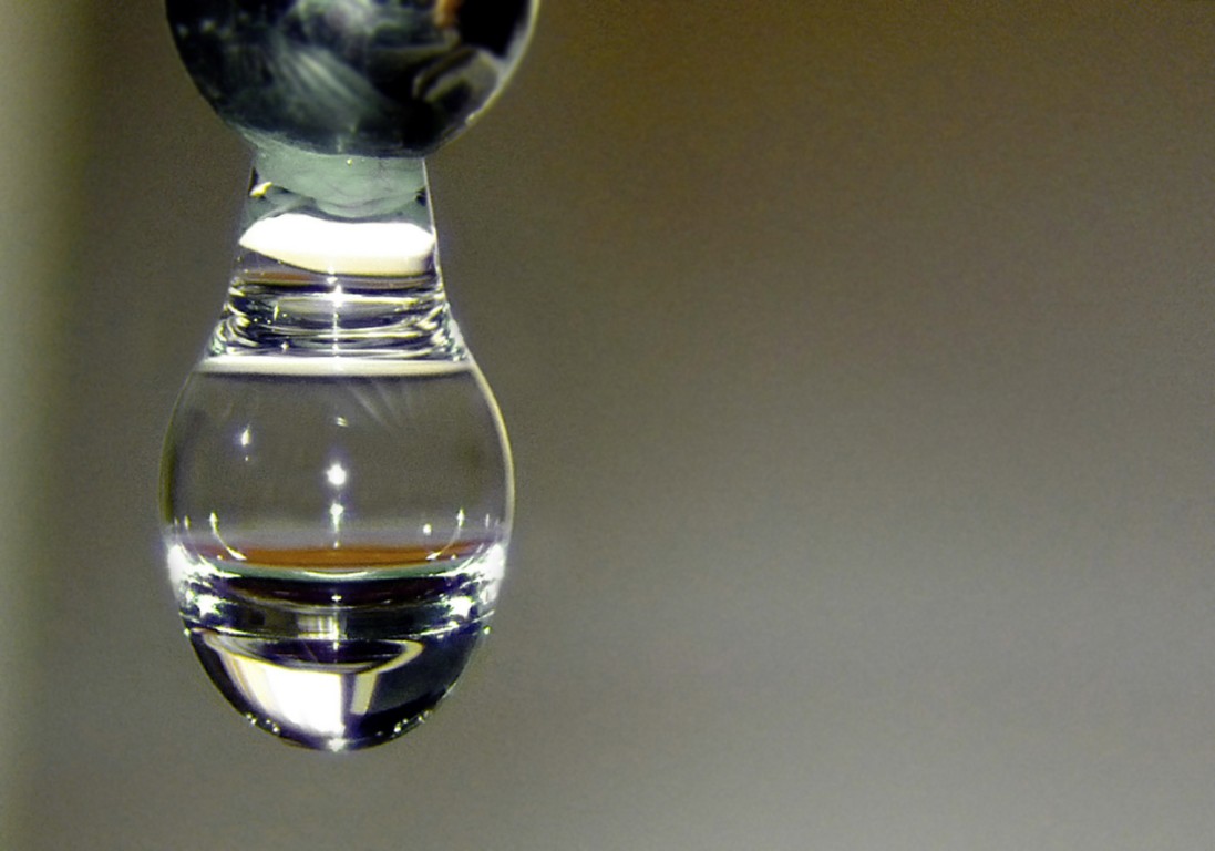 Goccia [1280x768].jpg