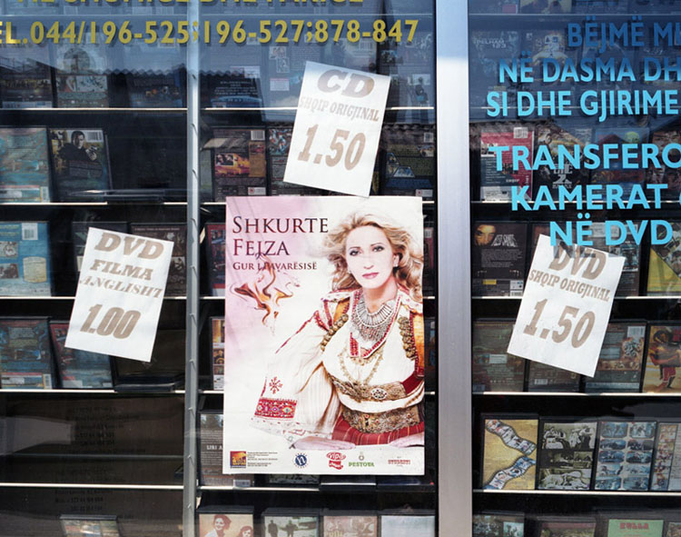 kossovo_2009_10 copy.jpg