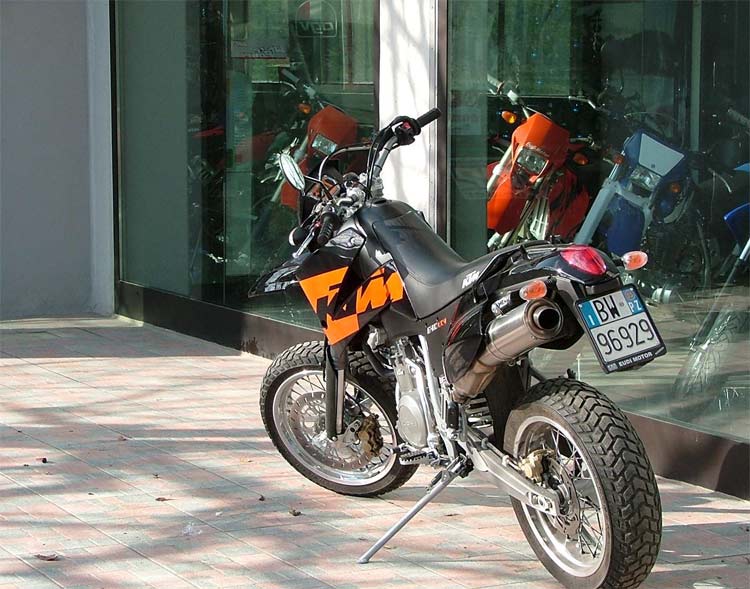 ktm2.jpg