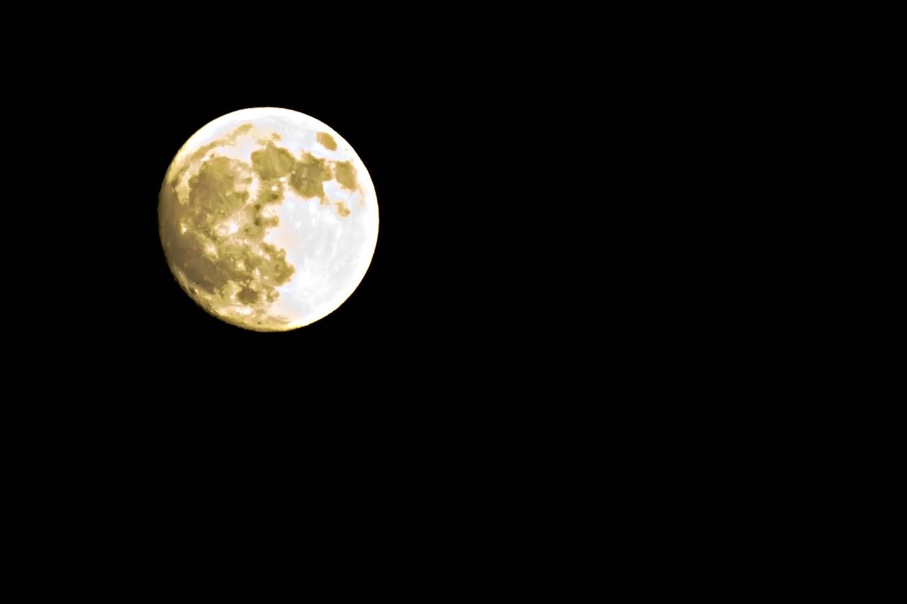 La Luna.jpg