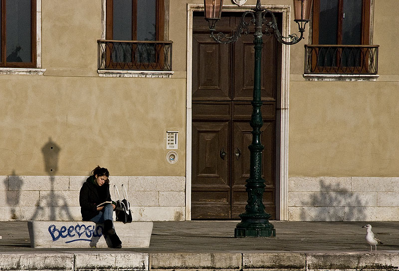 Leggendo si accende un'idea3.jpg