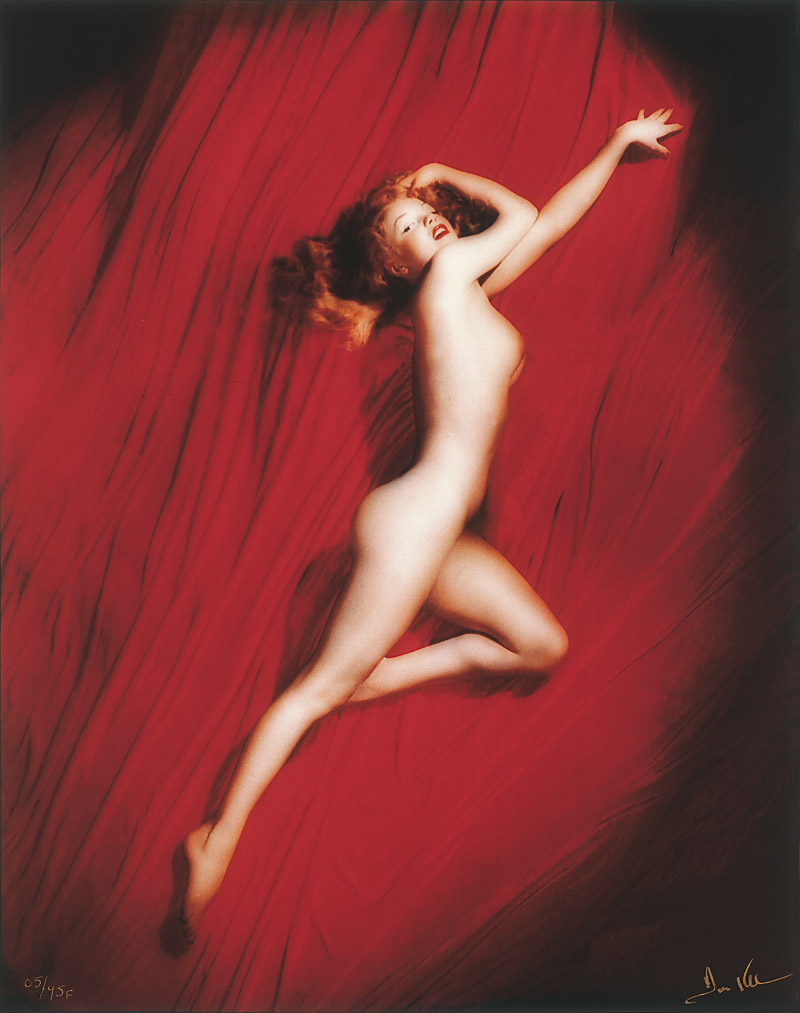 monroe-kelley-pose.jpg