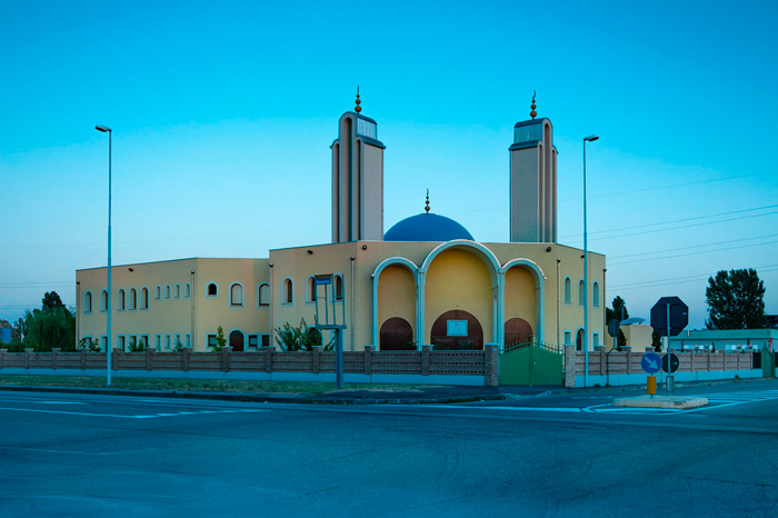 Moschea-con-taglio.jpg