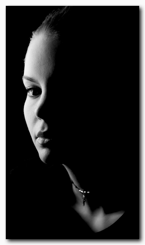 profilo 2 in b n.jpg