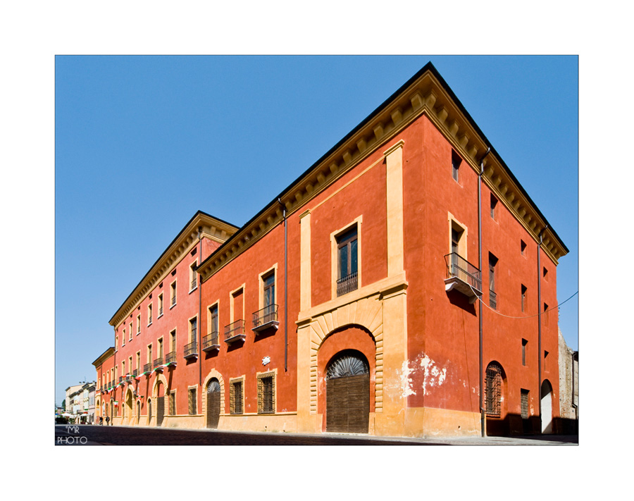 reggio1.jpg
