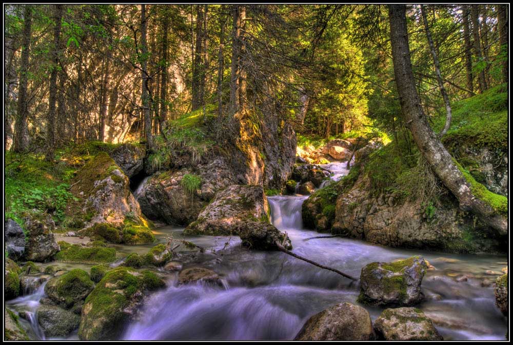 ruscello HDR 2 PER PHOTO.jpg
