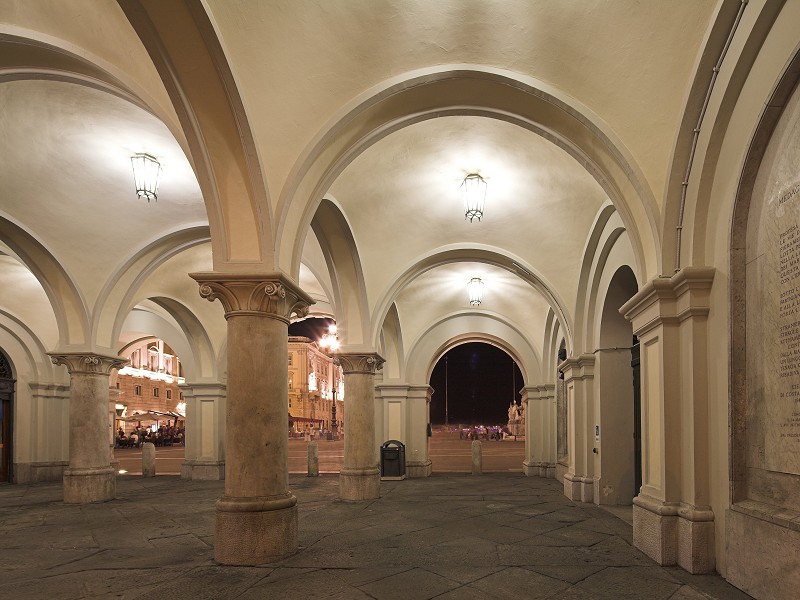 Trieste - Piazza dell'Unit� d'Italia.jpg