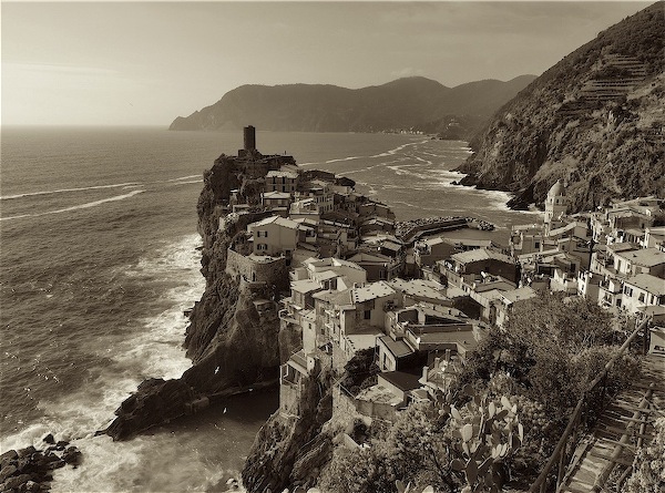 vernazza B&N.jpg